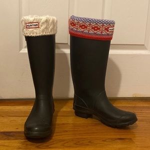 HUNTER Black Tall Boots & HUNTER Socks (2 pairs)